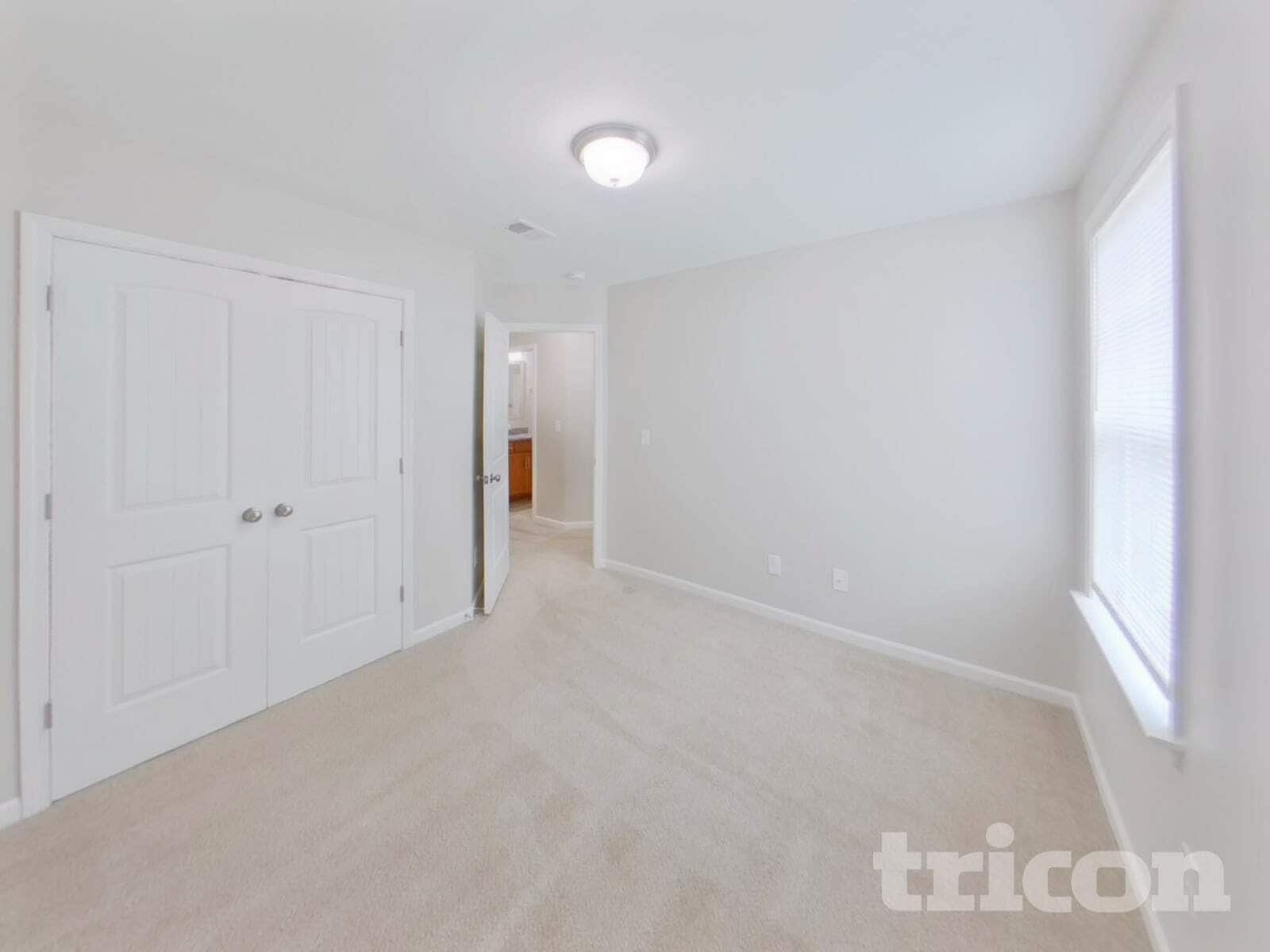 Building Photo - 9 Routhland Ct