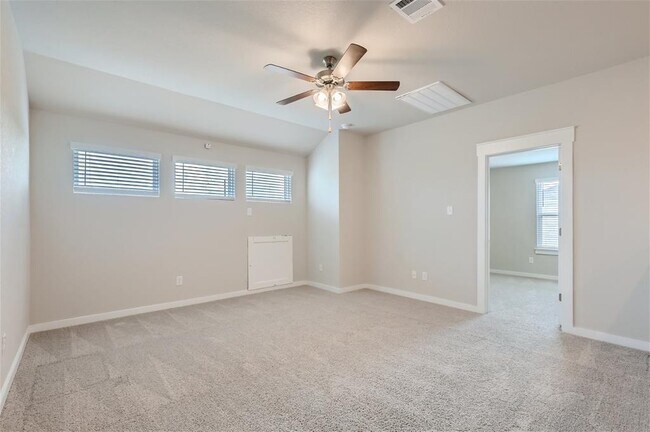 Building Photo - 2233 Rocoso Trl