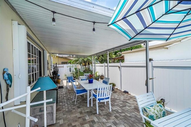 Building Photo - 2705 Roosevelt St