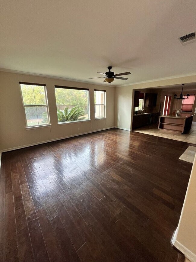 Building Photo - Gorgeous La Costa Executive Home – 5 Bed /...