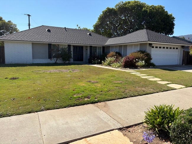 Building Photo - 359 Sylvan Dr