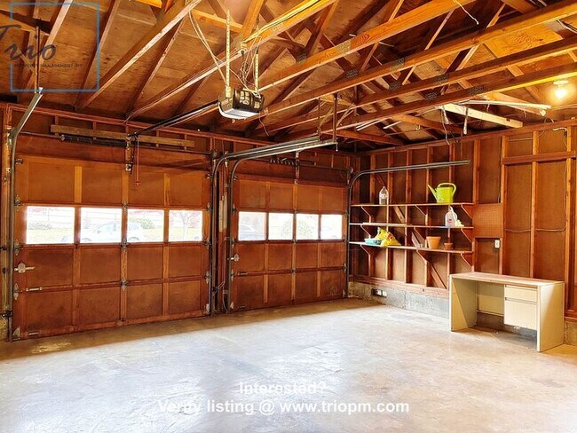 Building Photo - 1029 C St