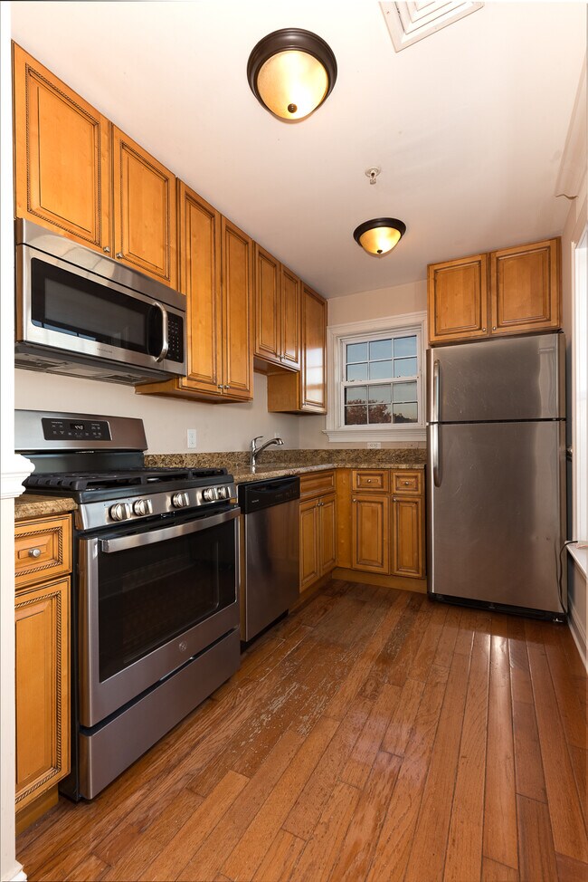 1215 New York Ave 1215 New York Ave Union City NJ 07087 Apartment