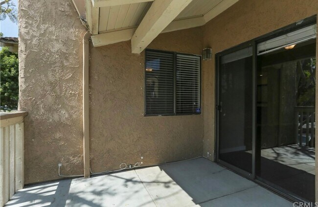 Building Photo - 21372 Brookhurst St
