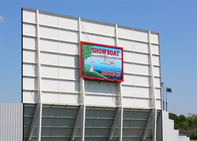 Building Photo - 628 Foster St