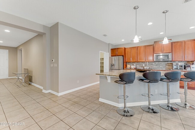 Building Photo - 32 Abacus Ave