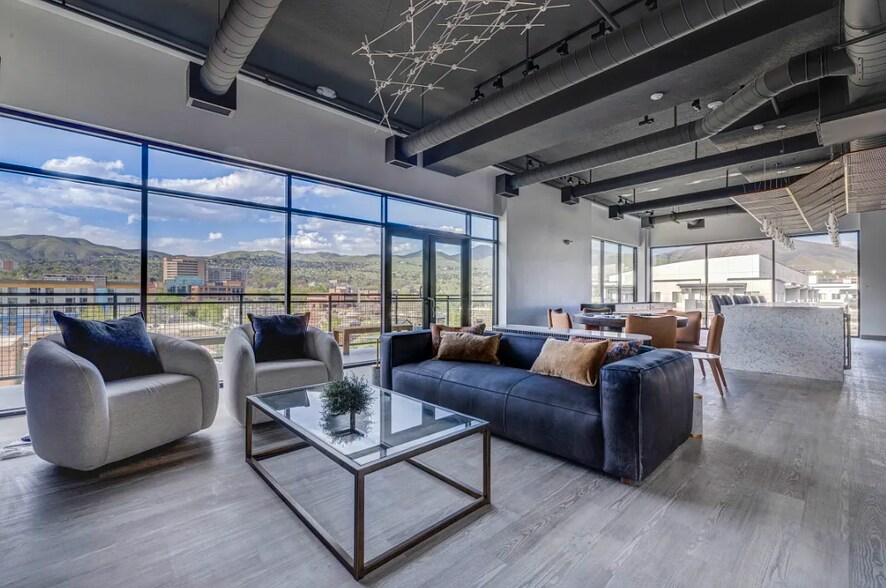 Building Photo - 352 S 500 E