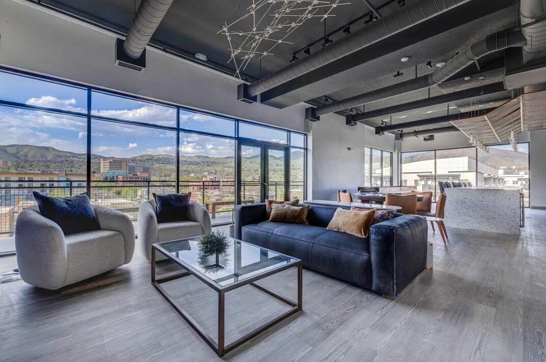 Building Photo - 352 S 500 E