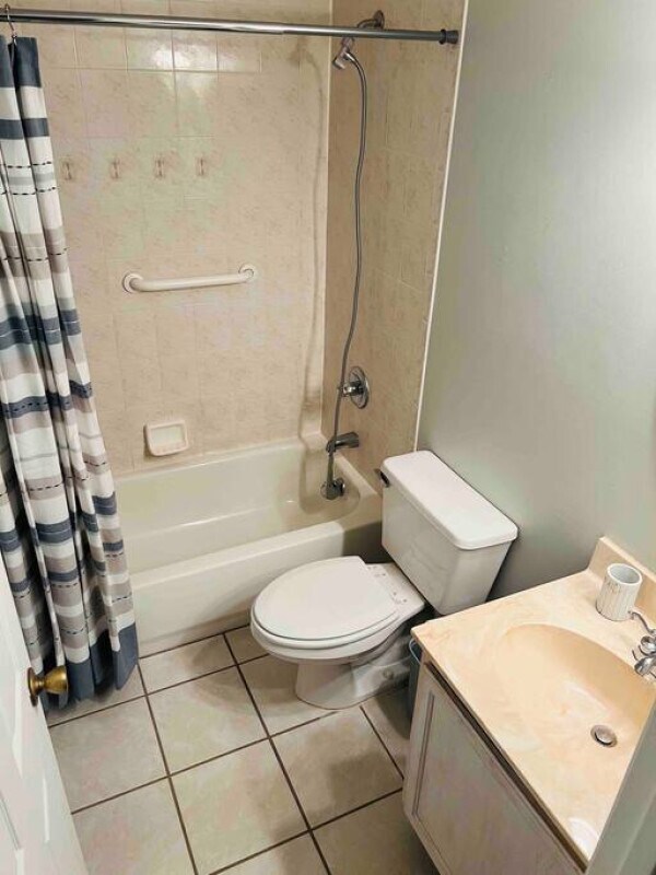 Building Photo - 26 Talavera Ct