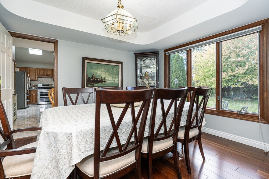 Building Photo - 1574 Devonshire Dr