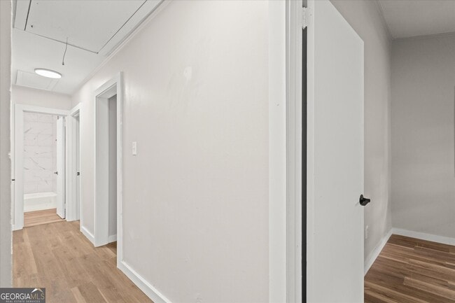 Building Photo - 3102 McKenzie Rd