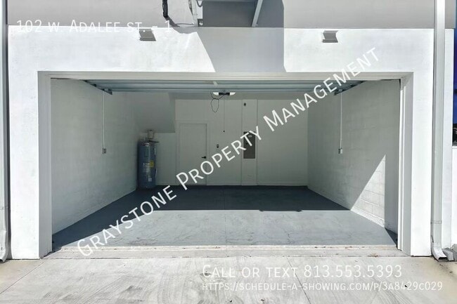 Building Photo - 102 W Adalee St