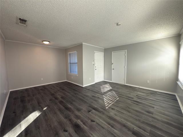 Building Photo - 8912 Greenmound Ave