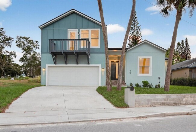 Building Photo - 207 Athens St