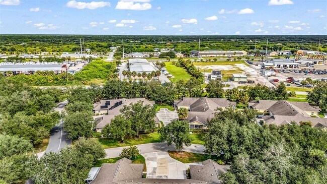 Building Photo - 1647 Red Oak Ln