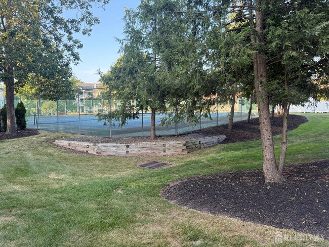 Building Photo - 131 Albury Way