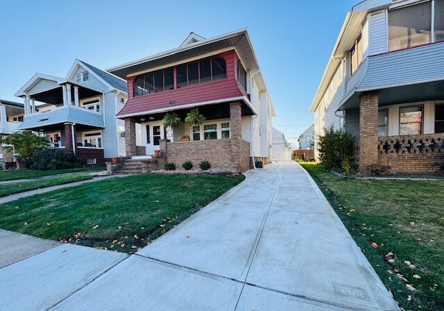 Building Photo - 2198 Chesterland Ave