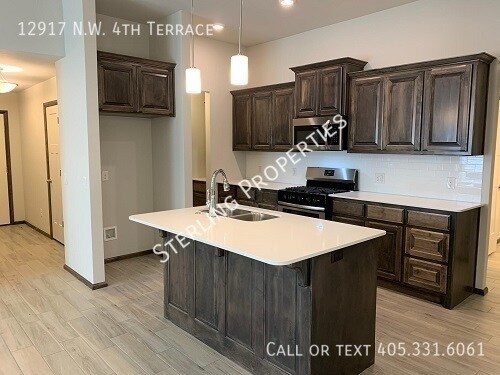 Building Photo - 12917 NW 4th Terrace