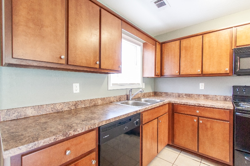 Building Photo - 2 Cal Rd