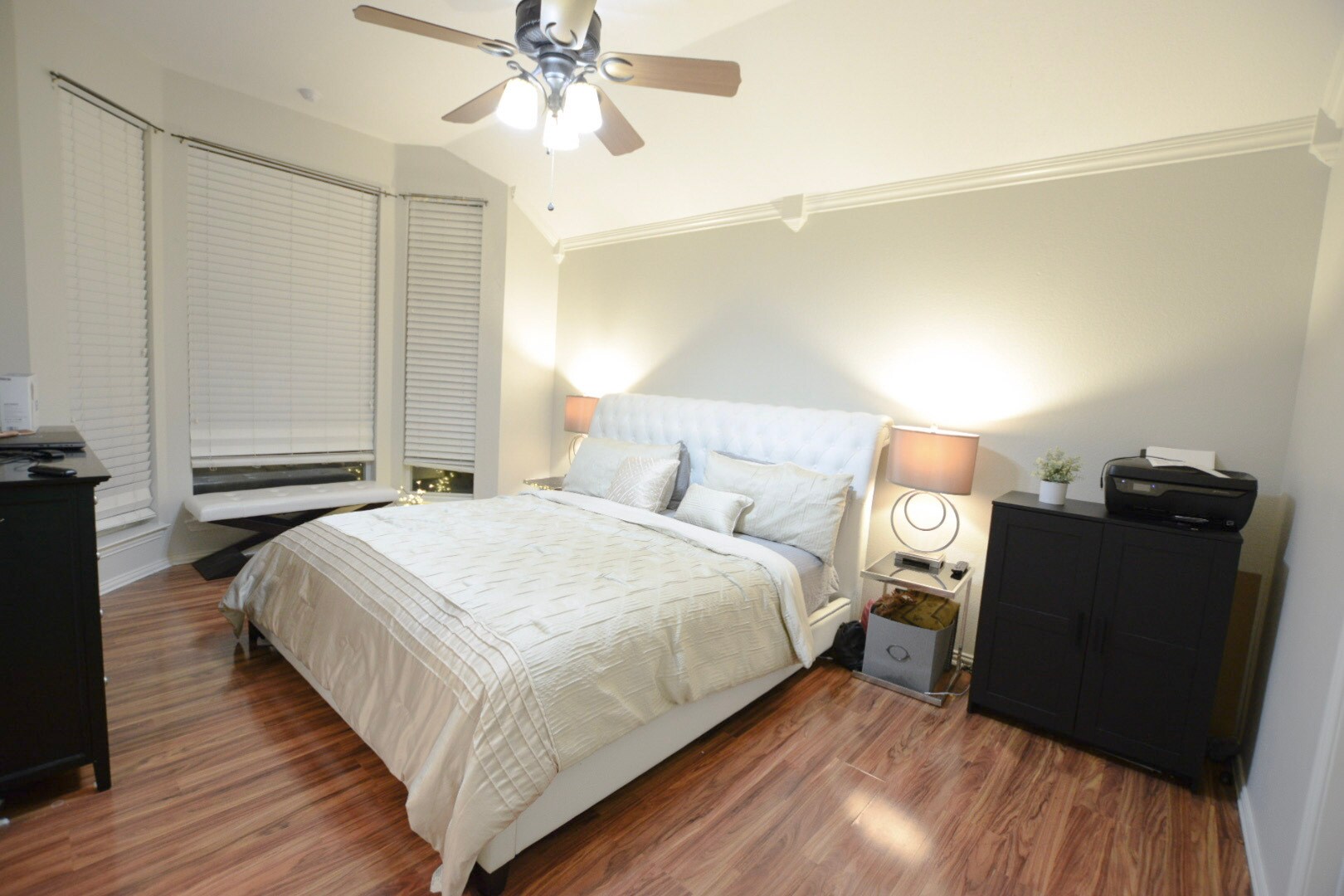Master Bedroom - 1207 Old Knoll Dr