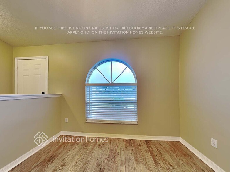 Building Photo - 553 Rapid Falls Dr