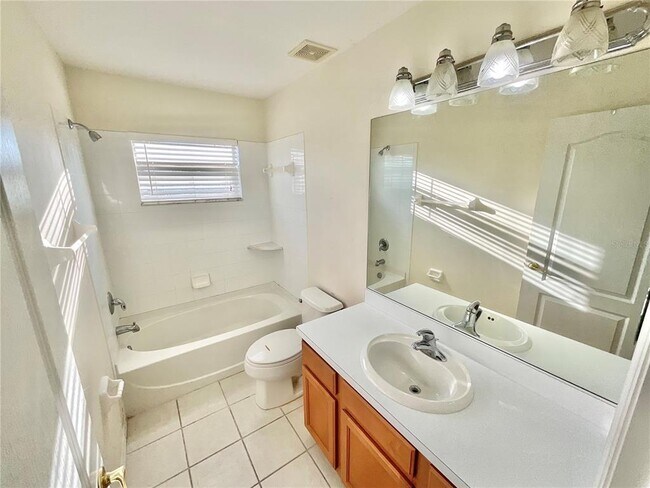 Building Photo - 1604 Swamp Rose Ln
