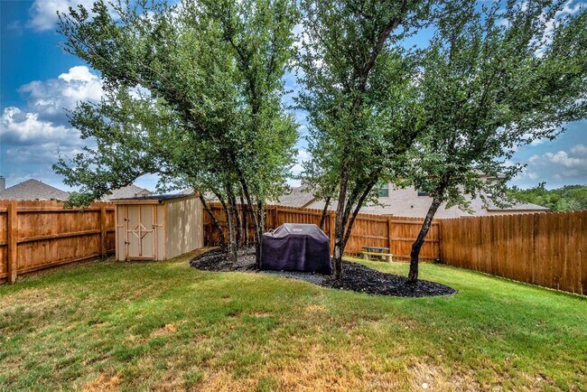 Building Photo - 7525 Desert Needle Dr