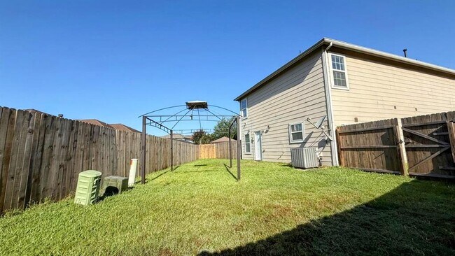 Building Photo - 2911 Ribbon Creek Way