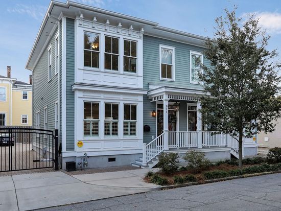 Building Photo - 911 Barnard St