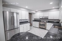 Building Photo - 29 Hillcrest Dr