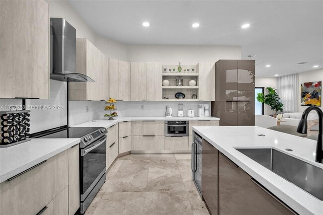 Building Photo - 3586 SW 143rd Ave