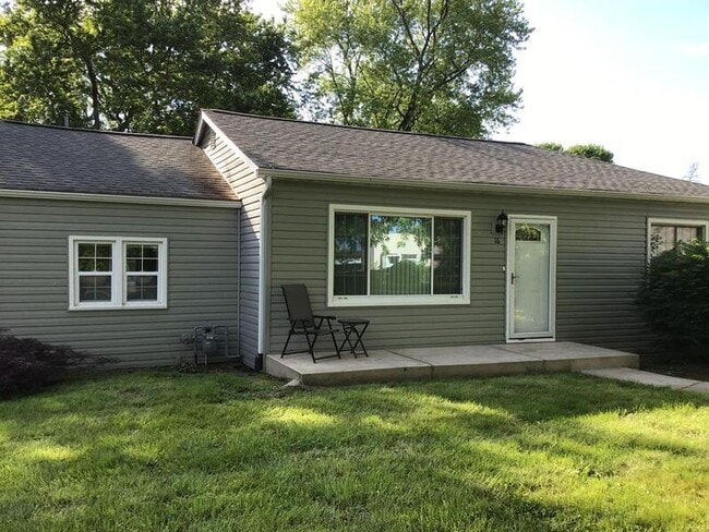 Primary Photo - 16 Mt Vernon Dr