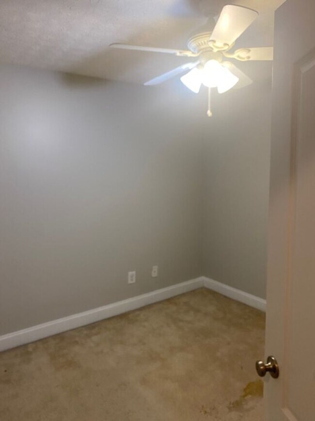 Building Photo - A Great Value and Location in North Columbus