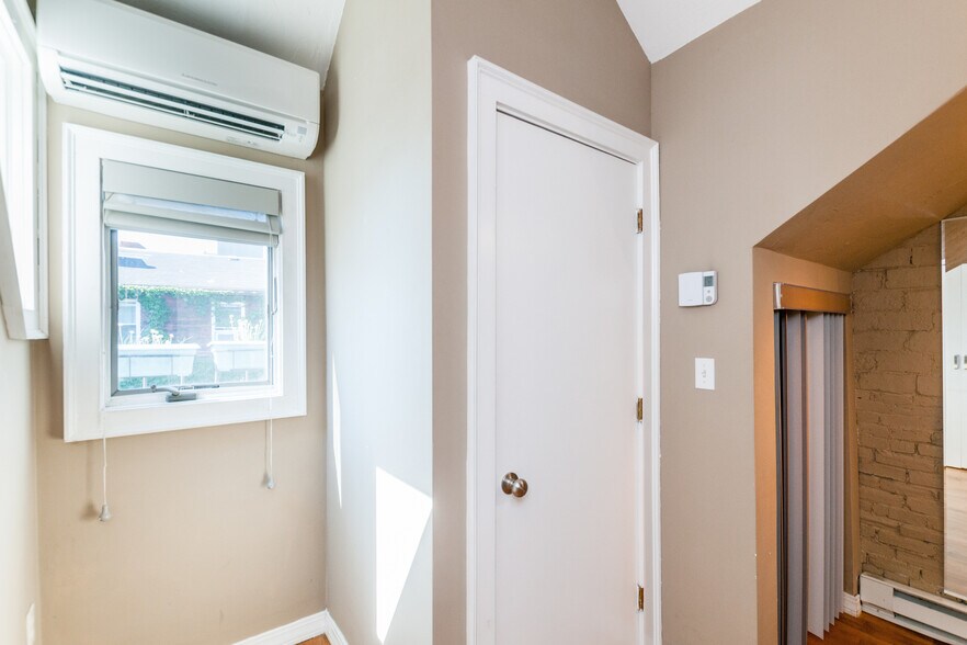 Building Photo - 9 Fayette St