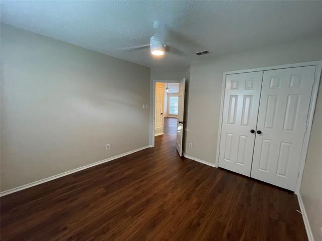 Building Photo - 2149 Willowood Dr