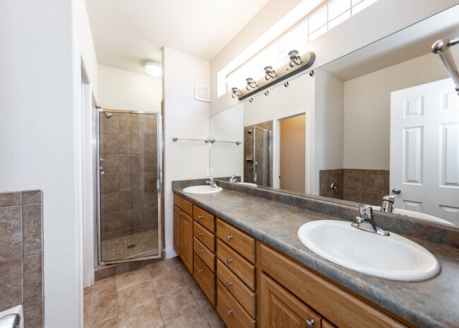 Building Photo - 5607 University Village View