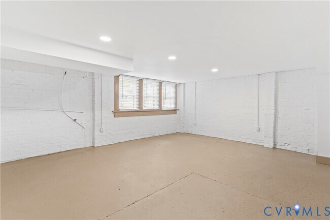 Building Photo - 4341 Lafon St