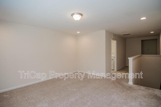 Building Photo - 1012 Laurel Twist Rd