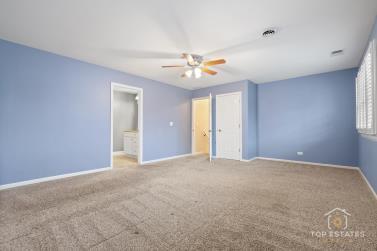 Building Photo - 924 Thornton Ln