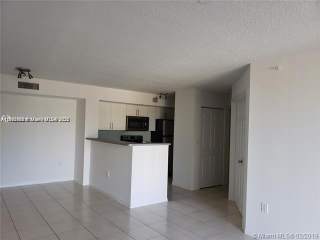 Building Photo - 777 SW 111th Way