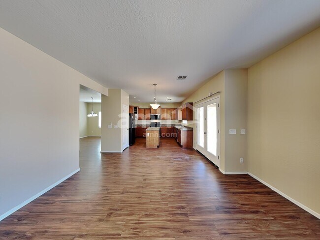 Building Photo - 148 S 108th Ave