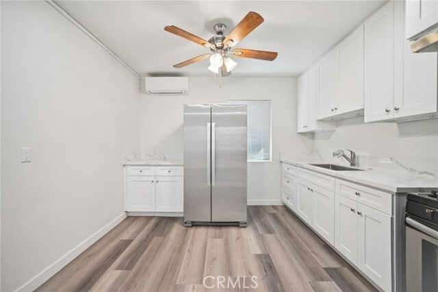 Building Photo - 7745 Laurel Canyon Blvd