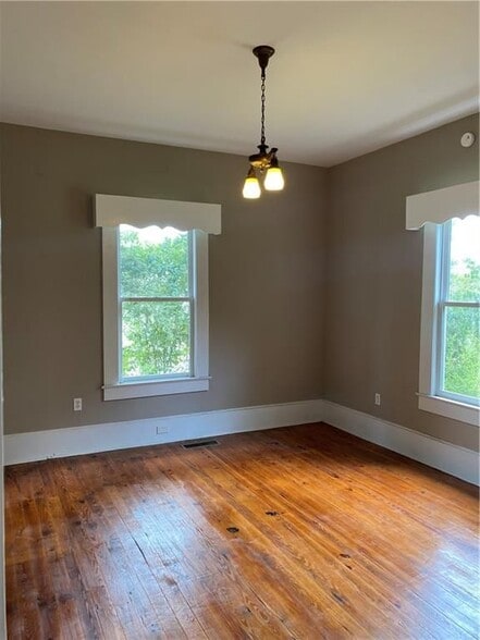 Building Photo - 101 1st Ave NW