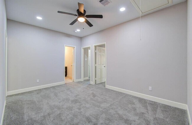 Building Photo - 12274 Wild Pine Dr