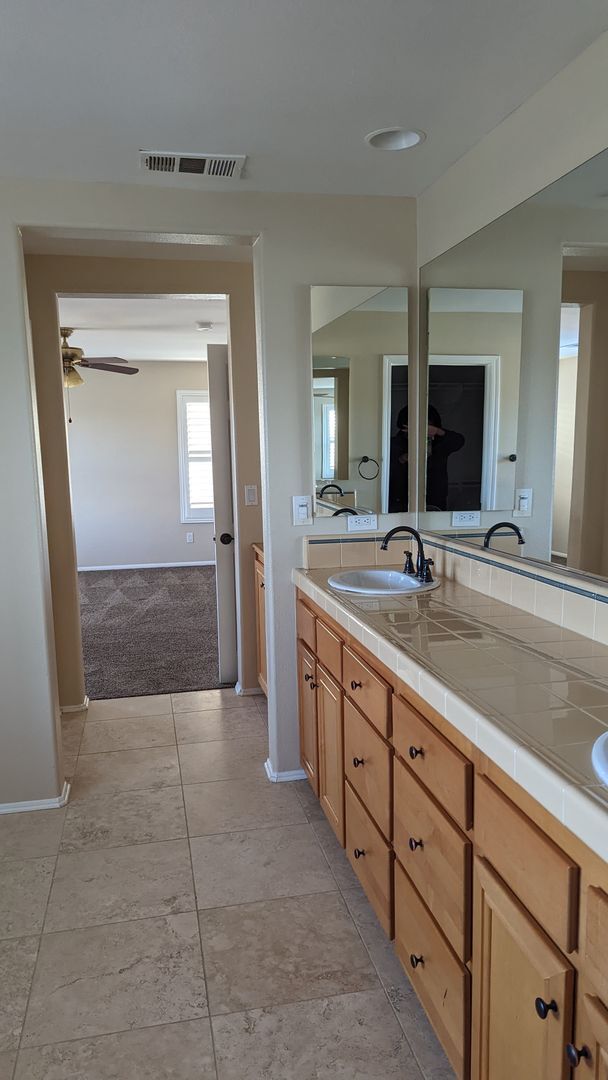 Building Photo - 17455 Eastern Pines Ct