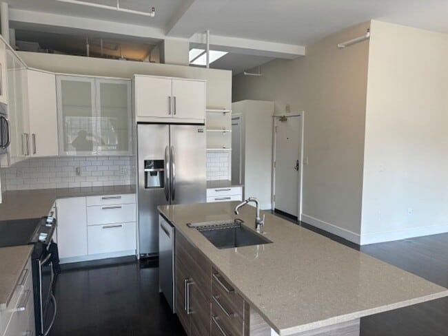 Building Photo - Charming 1bd/1ba Condo – Denver Dry Goods Building - Parking/Utilities Included