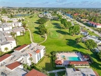 Building Photo - 3625 Boca Ciega Dr