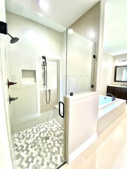 Master Bath - 6398 Antigone Cir