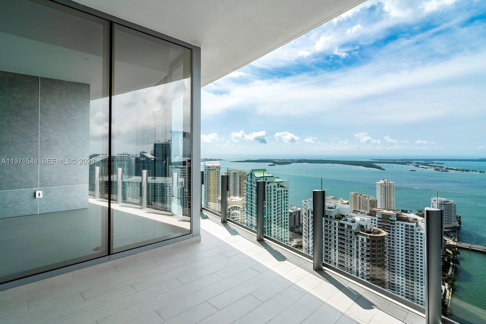 Building Photo - 300 Biscayne Boulevard Way