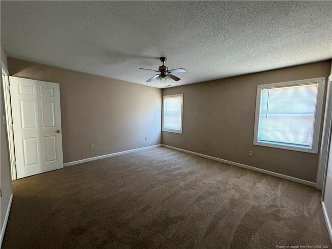 Building Photo - 52 Montana Ln